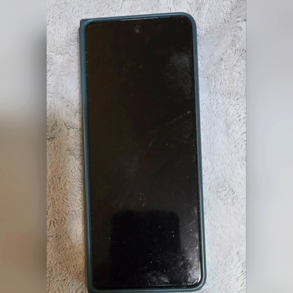 Samsung Galazy Z-Fold 4